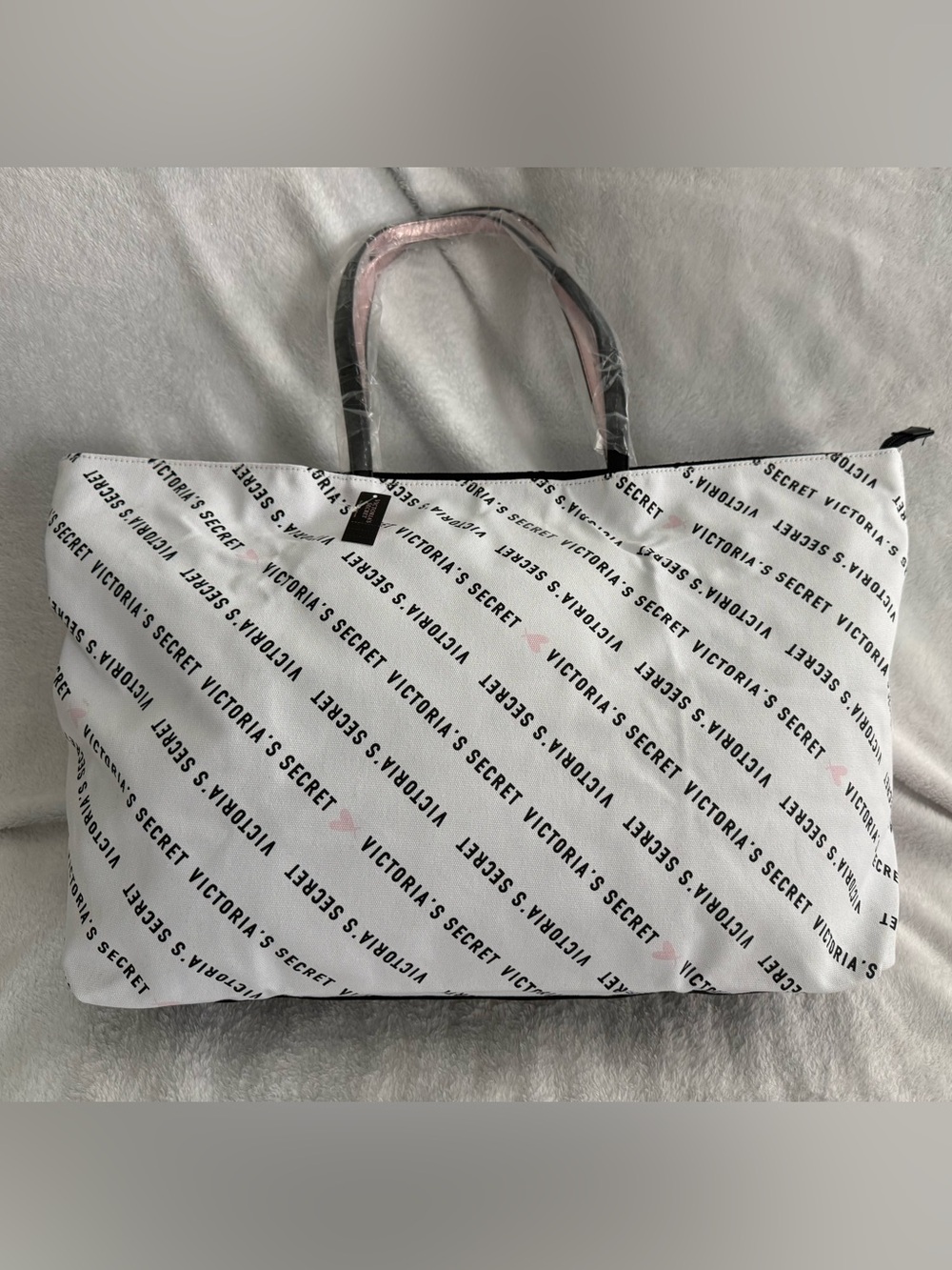 NWT Victoria's Secret Large White Tote Bag with Black Logo and Black/Pink Handle